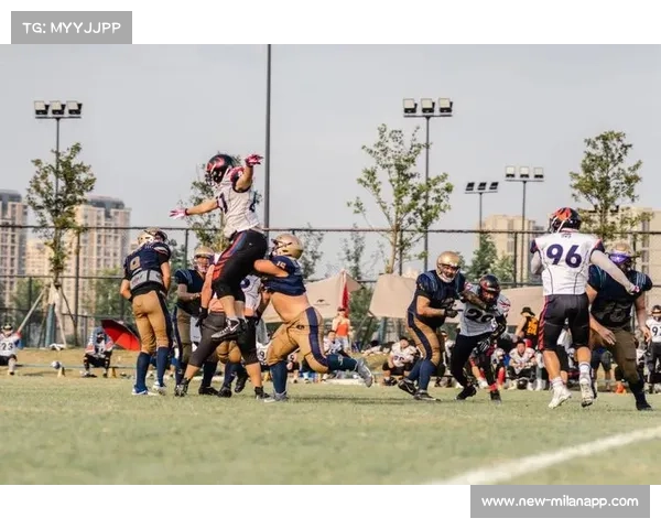 宁波战舰加时赛达阵遭判无效 录像回放显示接球前脚尖触边线 宁波战舰加时赛达阵遭判无效 录像回放显示接球前脚尖触边线